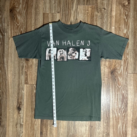 Vintage Van Halen 3 Tour 1998 Giant Tag T-Shirt - Picture 3 of 6